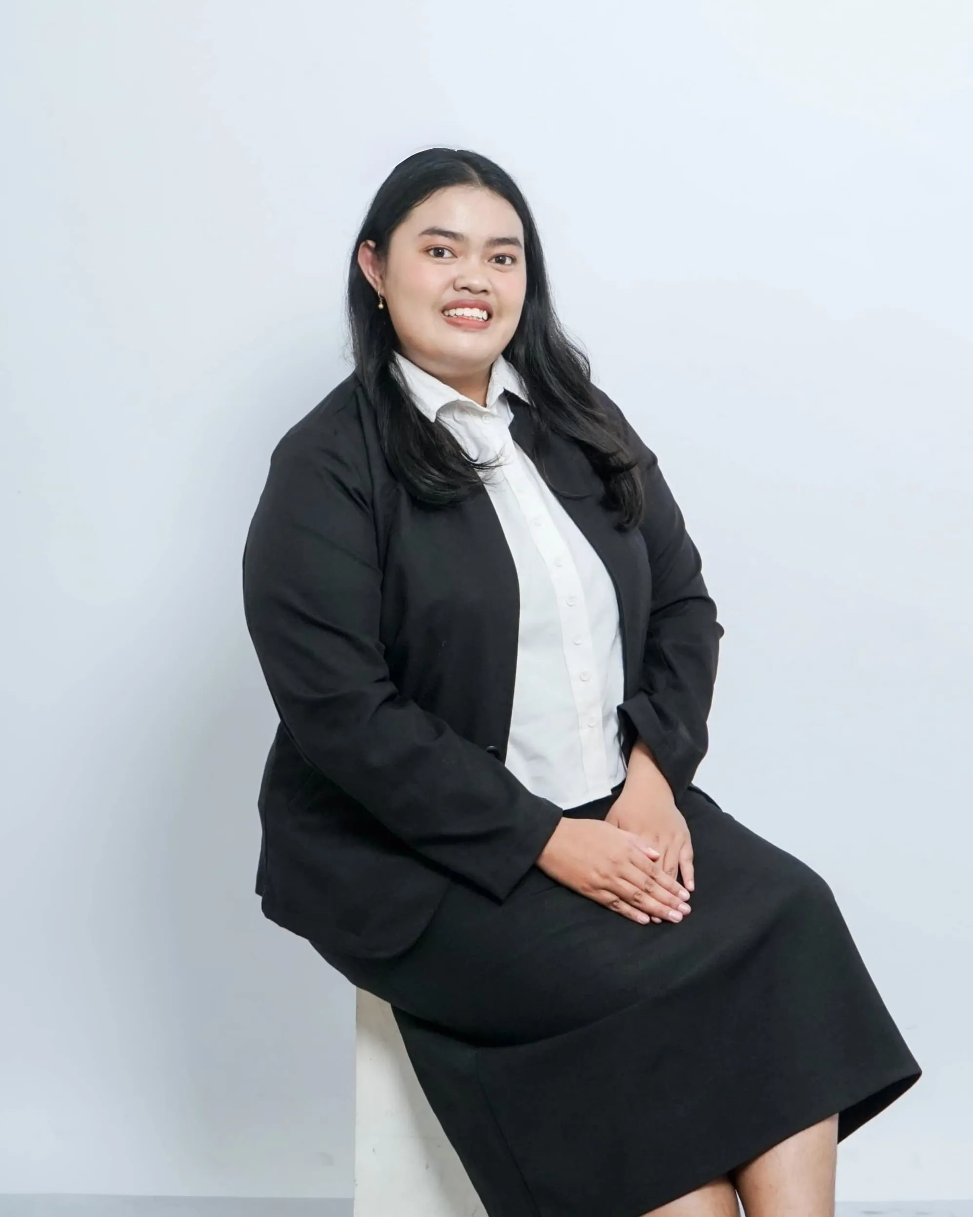 Angelica Putri Prameswari Susanto - Sociology Graduate and Social Impact Researcher